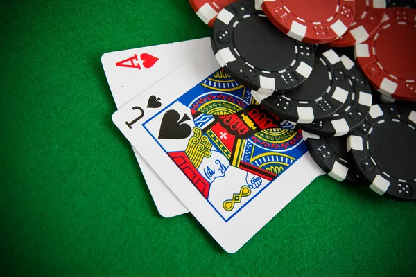 Chơi Blackjack Thế Nào Để Thắng Lớn Như Cao Thủ Chuyên Nghiệp? Chơi Blackjack Thế Nào Để Thắng Lớn Như Cao Thủ Chuyên Nghiệp?